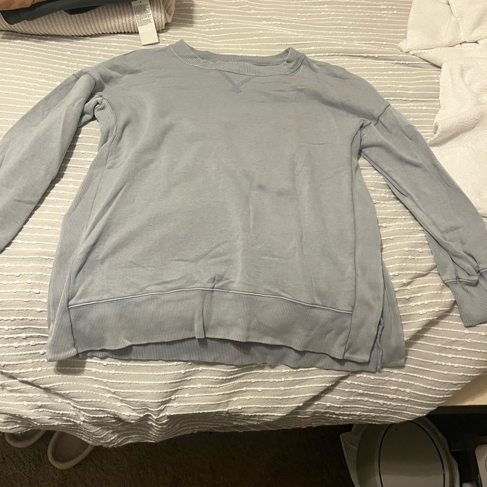 Casual Gray Sweatshirt